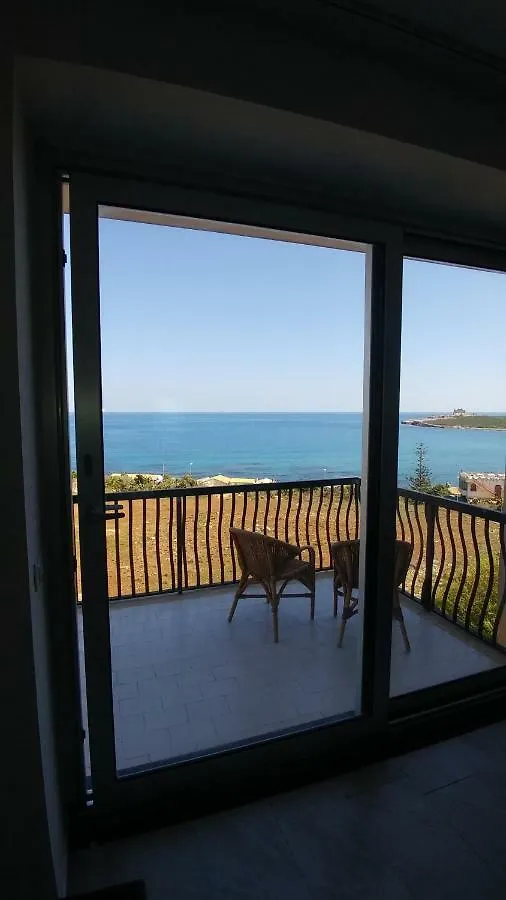 B&B Aquila Reale Portopalo Di Capo Passero 0*,  イタリア