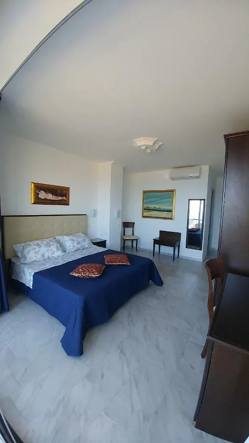 B&B Aquila Reale Portopalo Di Capo Passero 0*,  イタリア