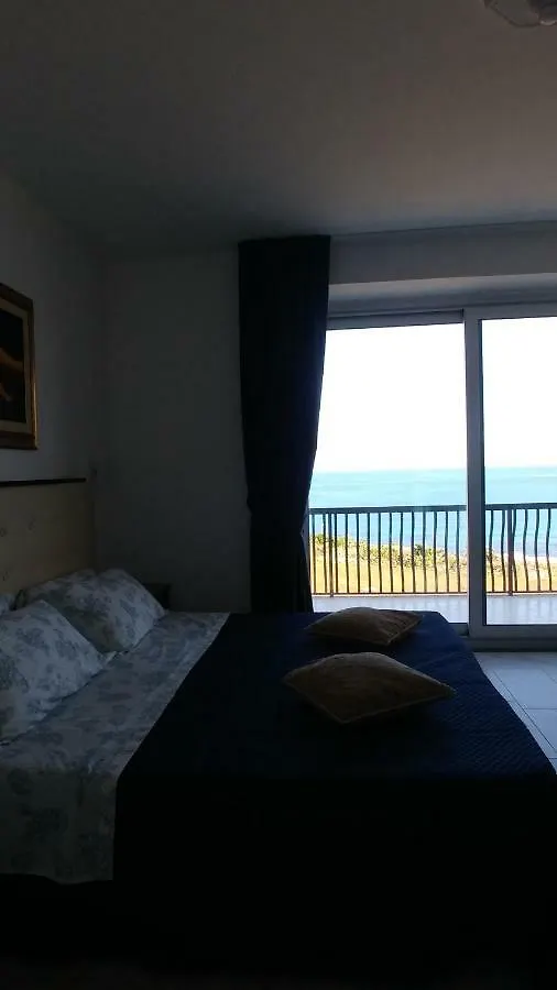 ベッド・アンド・ブレックファスト B&B Aquila Reale Portopalo Di Capo Passero